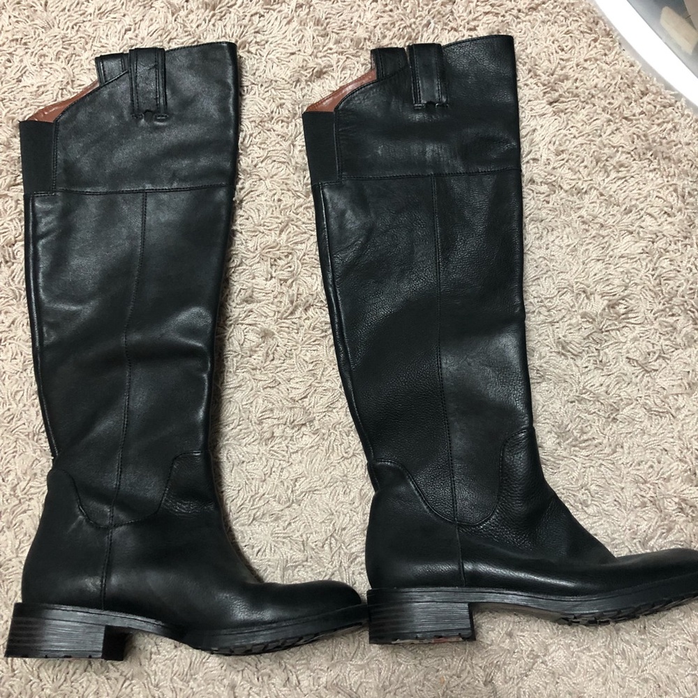 Enzo Angiolini black leather boots